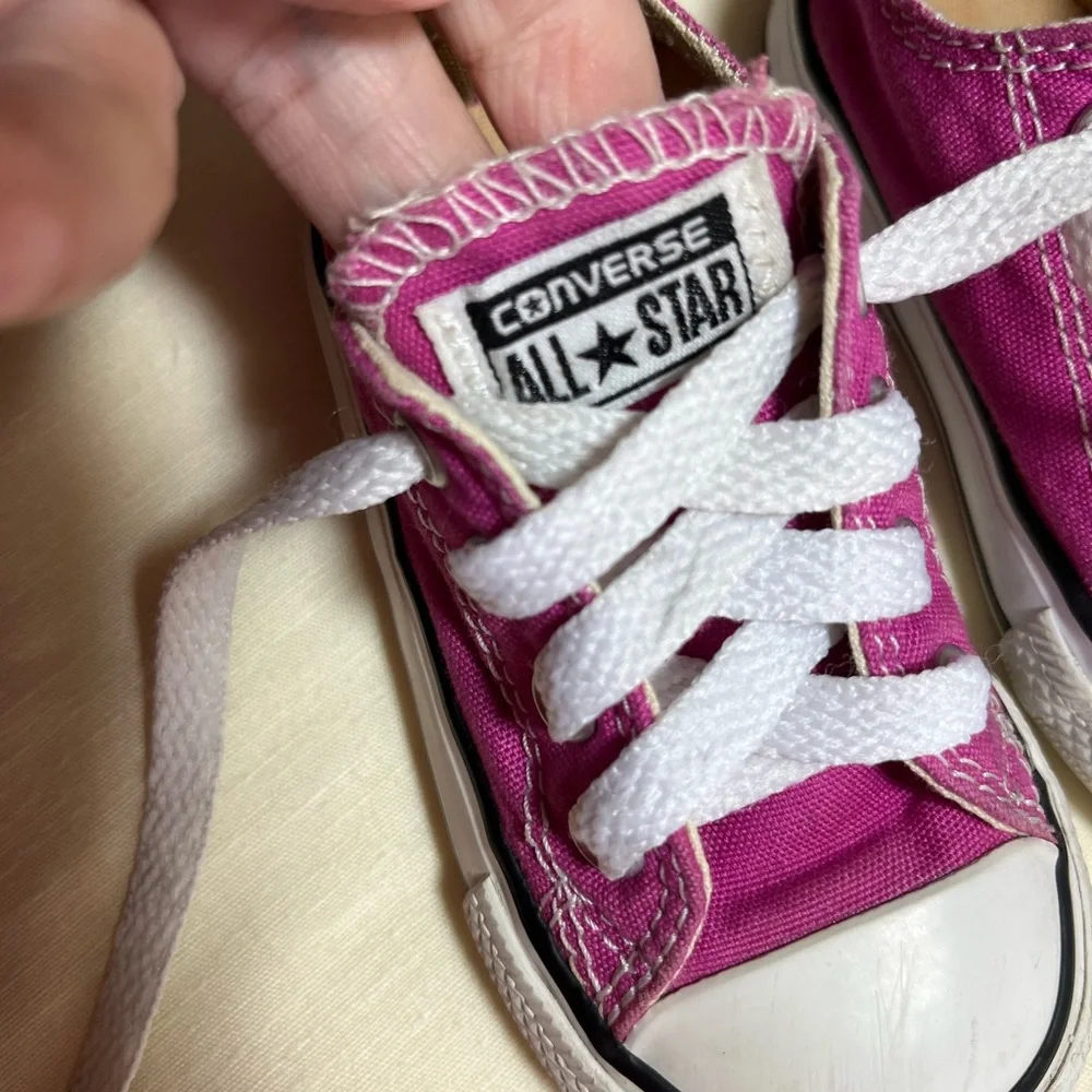Converse All Star Kids Low Top Sneakers in Raspberry